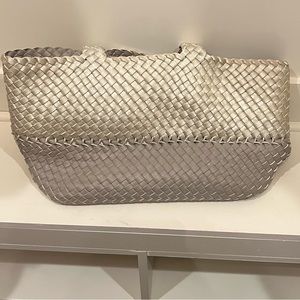Etcetera woven tote bag silver and gray